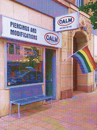 calm bodymodification shop front